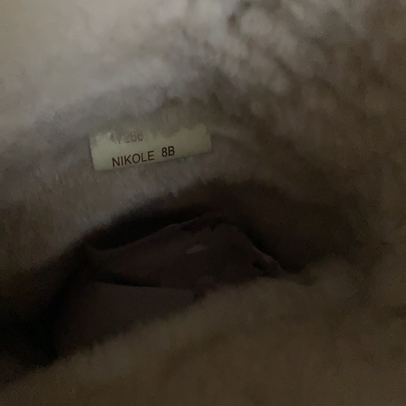 Coach Nikole Signature shearling boots - Picture 8 of 11